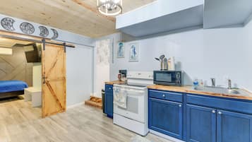 Apartment (1 Bedroom) | Interior