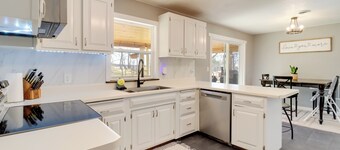 11 Mi to Maple Lake: Family-friendly Fertile Home