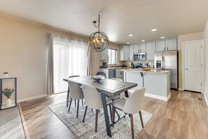 Interior - Explore Pikes Peak & Colorado Springs: Family Home (Colorado Springs)