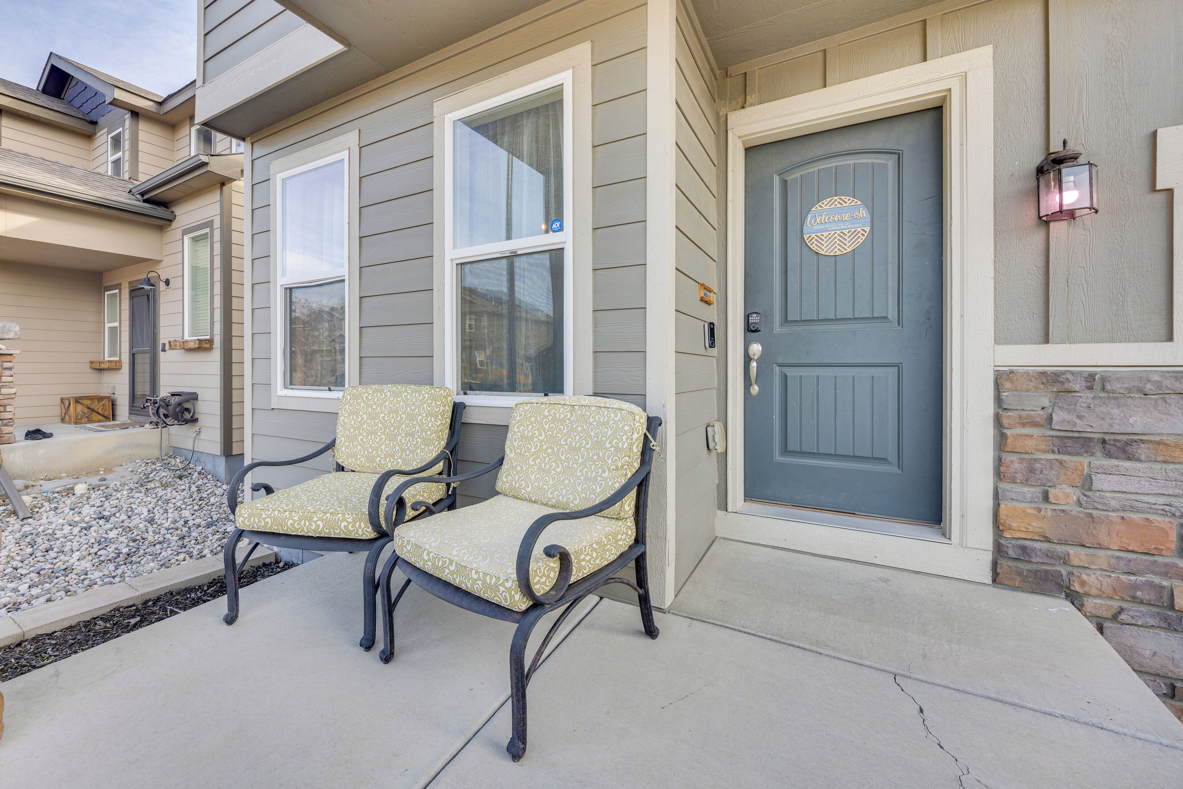 المنشأة من الداخل