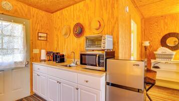 Apartment (0 Bedroom) | Interior