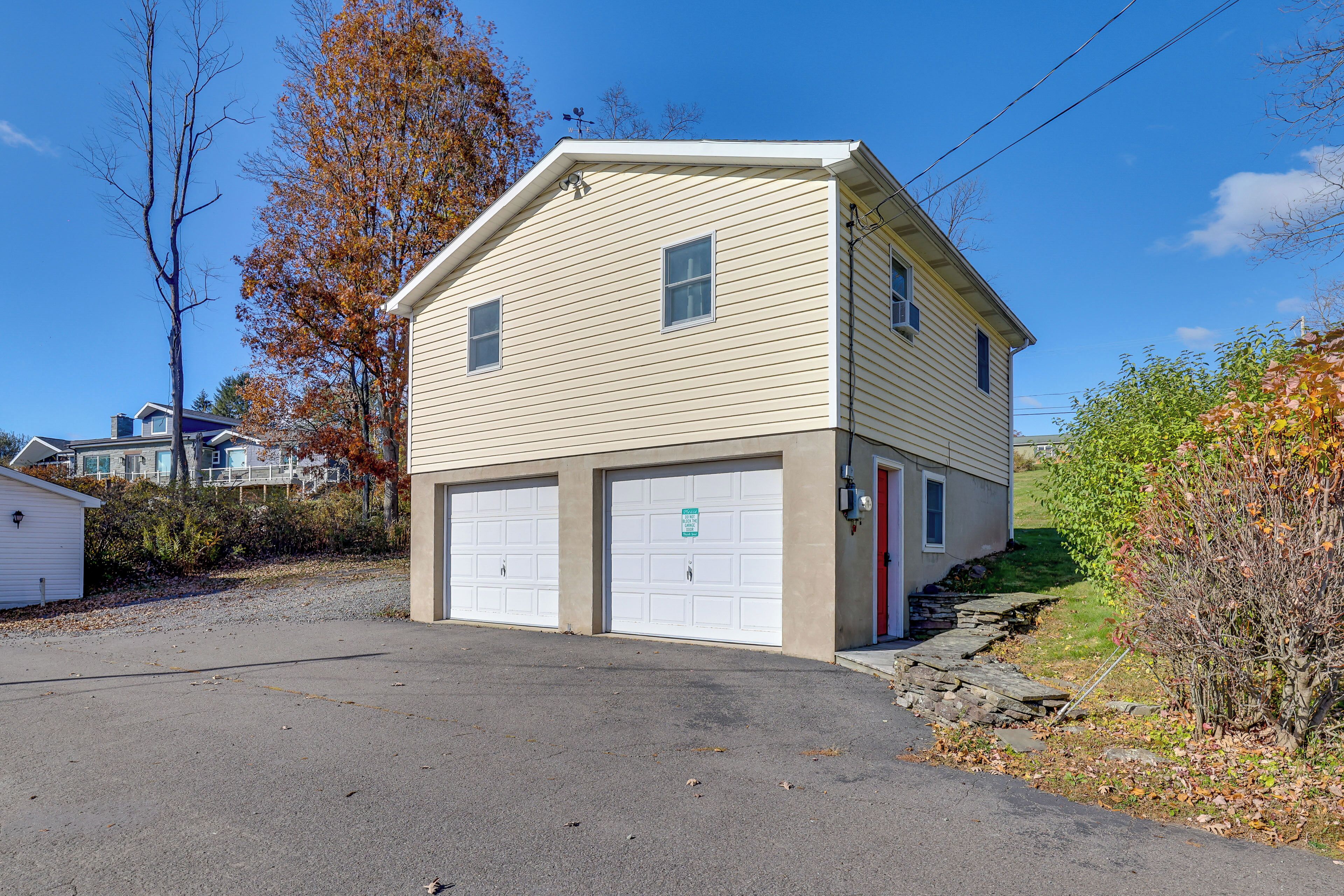 Apartment (0 Bedroom) | Interior