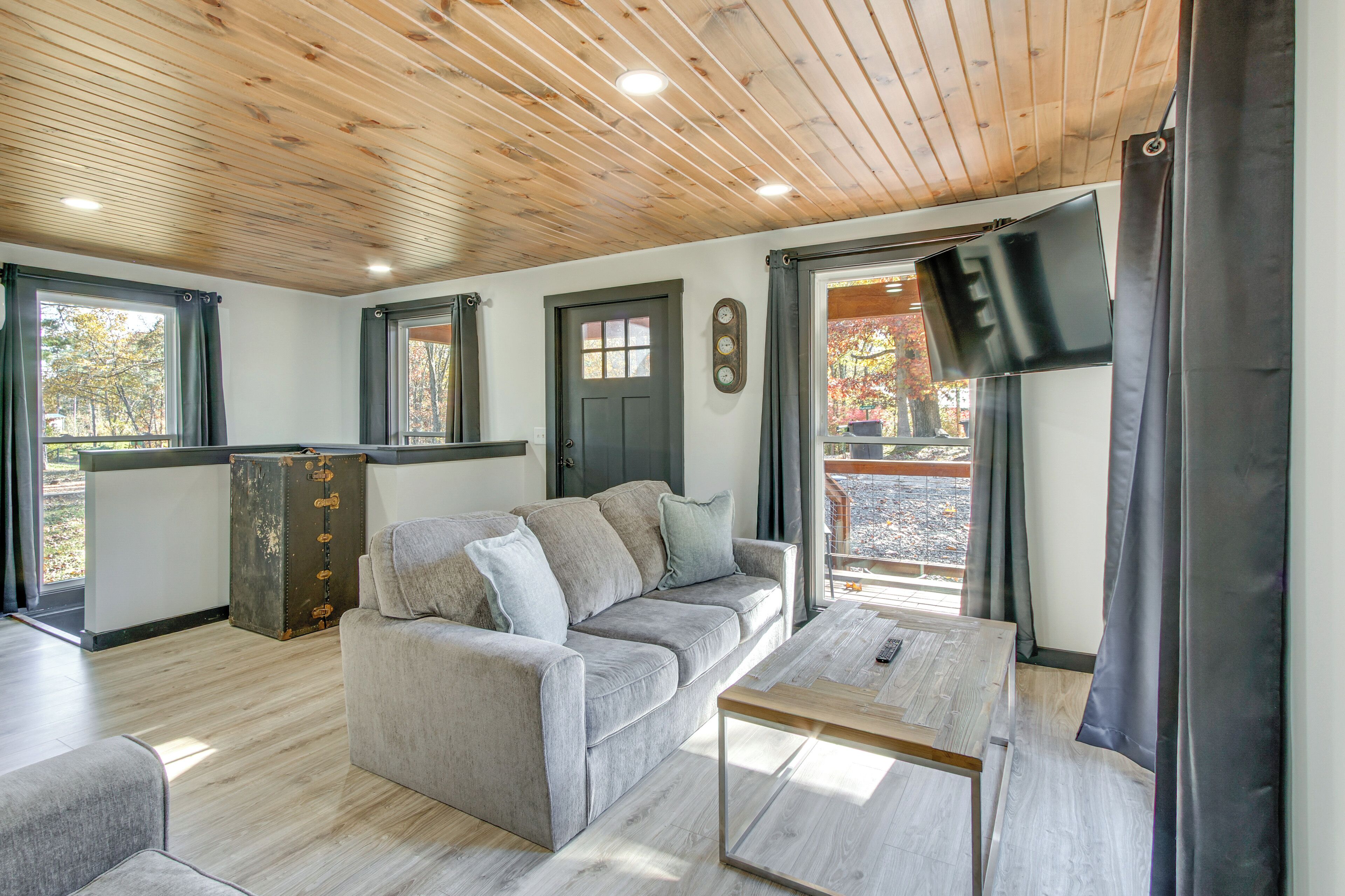 House (3 Bedrooms) | Front of property