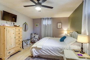 Apartment (1 Bedroom) | Interior