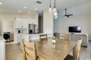House (4 Bedrooms) | Interior - 10 Mi Disney Gem: Game Room, Pool, Golf & Parks (Davenport)