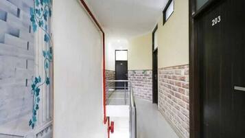 Luxury Single Room, City View | Free WiFi