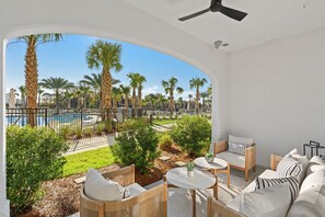 Terrace/patio - The Grove Holly 113 - 1 Bedroom - Lazy River - Seascape Resort (Miramar Beach)