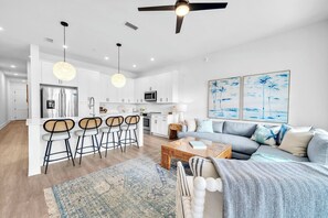 TV - The Grove Holly 115 - 1 Bedroom - Lazy River - Seascape Resort (Miramar Beach)