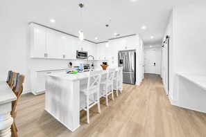 Fridge, microwave, oven, stovetop - The Grove Holly 132- 2 Bedrooms - Lazy River - Seascape Resort (Miramar Beach)