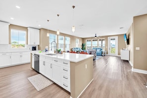 Interior - The Grove Holly 131- 4 Bedrooms - Lazy River - Seascape Resort (Miramar Beach)