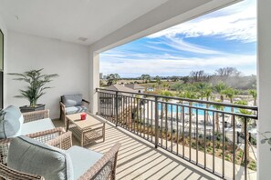 Terrace/patio - The Grove Juniper 236 - 1 Bedroom - Lazy River - Seascape Resort (Miramar Beach)