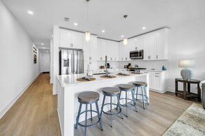 Fridge, microwave, oven, stovetop - The Grove Juniper 236 - 1 Bedroom - Lazy River - Seascape Resort (Miramar Beach)