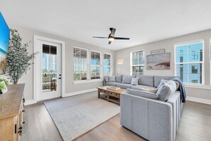 TV - The Grove Juniper 239 - 3 Bedrooms - Lazy River - Seascape Resort (Miramar Beach)