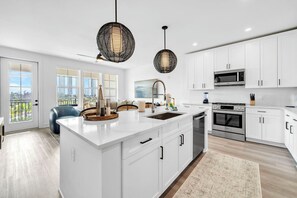 Fridge, microwave, oven, stovetop - The Grove Juniper 237 - 1 Bedroom - Lazy River - Seascape Resort (Miramar Beach)