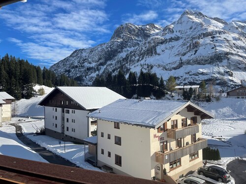 Haus Wallis - Family Room Hex-Hex - Ski-In and Out at Ski Arlberg