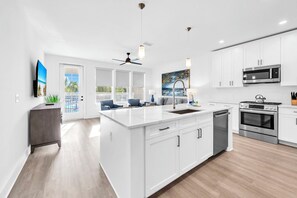 Fridge, microwave, oven, stovetop - The Grove Holly 123 - 1 Bedroom - Lazy River - Seascape Resort (Miramar Beach)