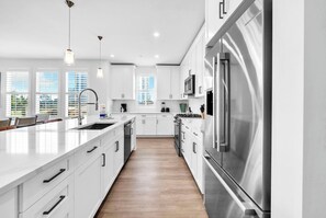 Fridge, microwave, oven, stovetop - The Grove Holly 128- 3 Bedrooms - Lazy River - Seascape Resort (Miramar Beach)