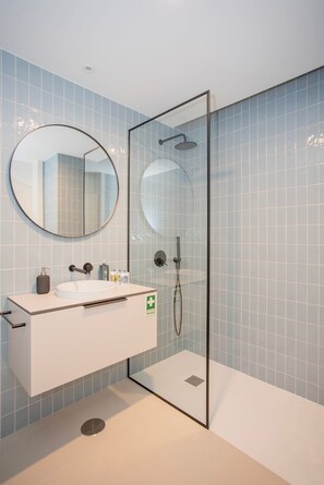 House - Liiiving in Porto - Campus Blue Studio (Porto)