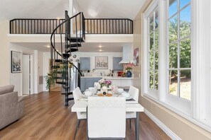 Nhà | 2 phòng ngủ, truy cập Internet tốc độ cao 