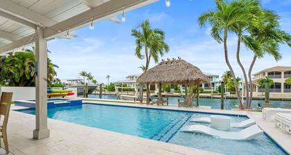 Deep Blue Waterfront Gem Pool Kayaks Dock