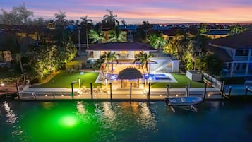 House, Accessible | 4 bedrooms, desk, Internet
