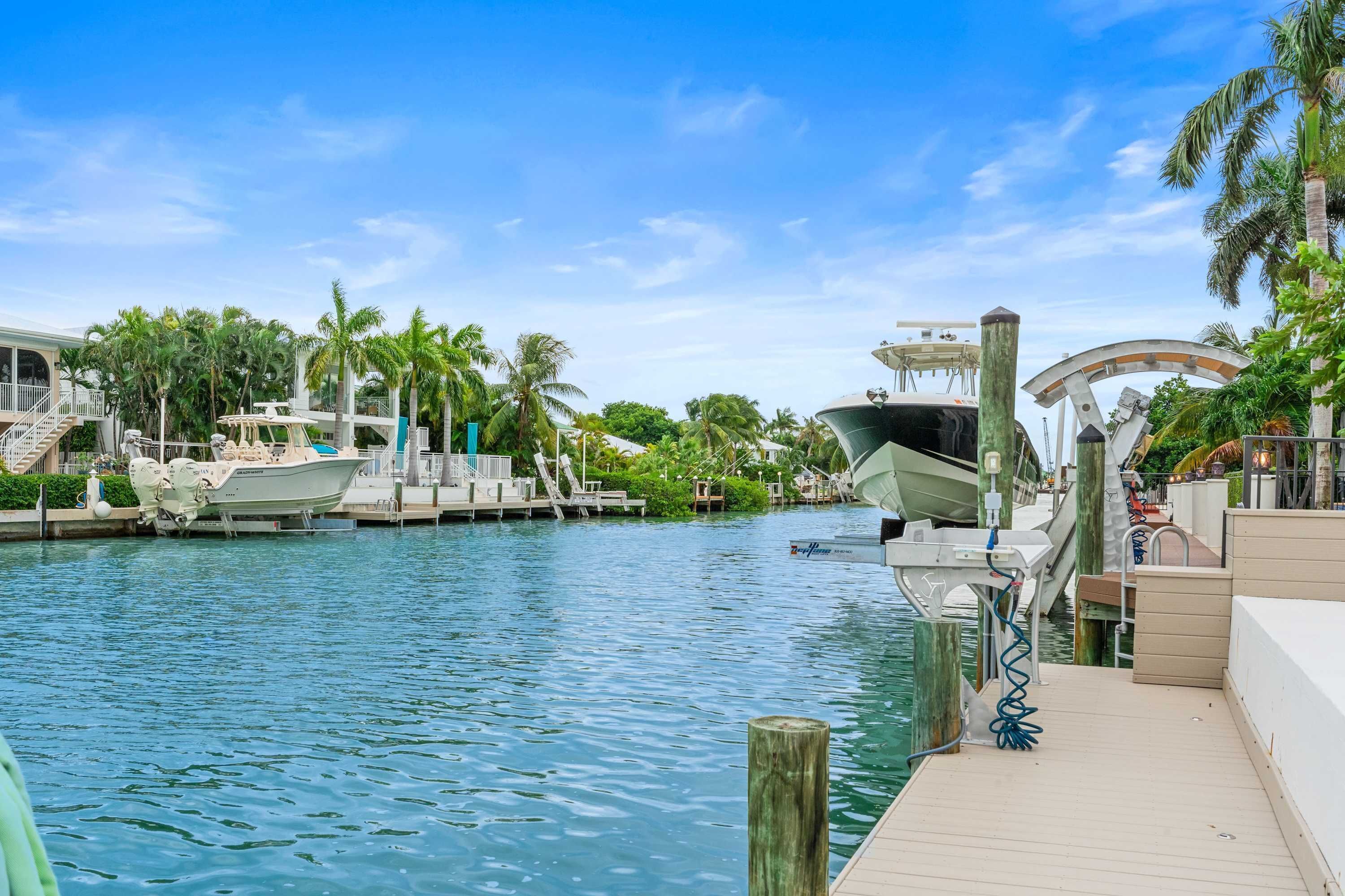 Villa, Accessible | 4 bedrooms, Internet