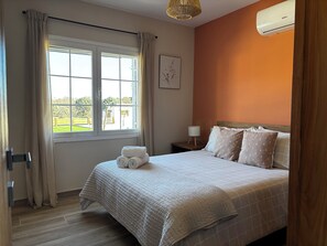 Room - FINCA AVELLANEDA (Navahondilla)