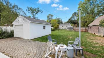 House, 3 Bedrooms | Property grounds