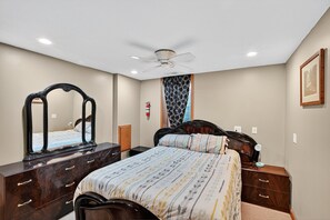 House, 3 Bedrooms | 3 bedrooms, laptop workspace, free WiFi