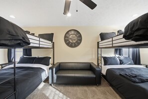 Casa, 2 habitaciones | 2 habitaciones, espacio para trabajar con laptop y wifi gratis 