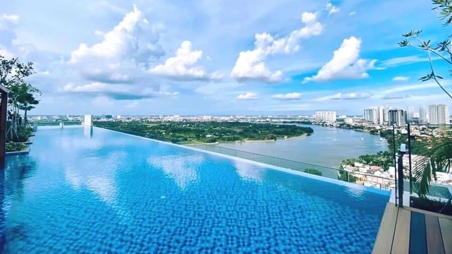 Bluesky D'Edge Thao Dien Luxury Vacation