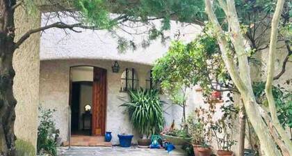 Maison familiale avec grande piscine en Provence