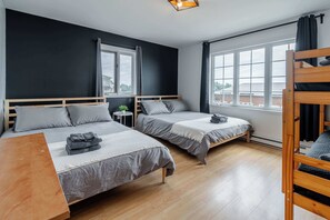 3 chambres, lit parapluie, Wi-Fi, draps fournis