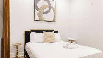 2 bedrooms, desk, iron/ironing board, free WiFi