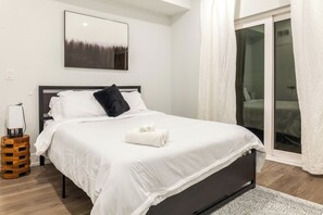 2 bedrooms, desk, iron/ironing board, free WiFi