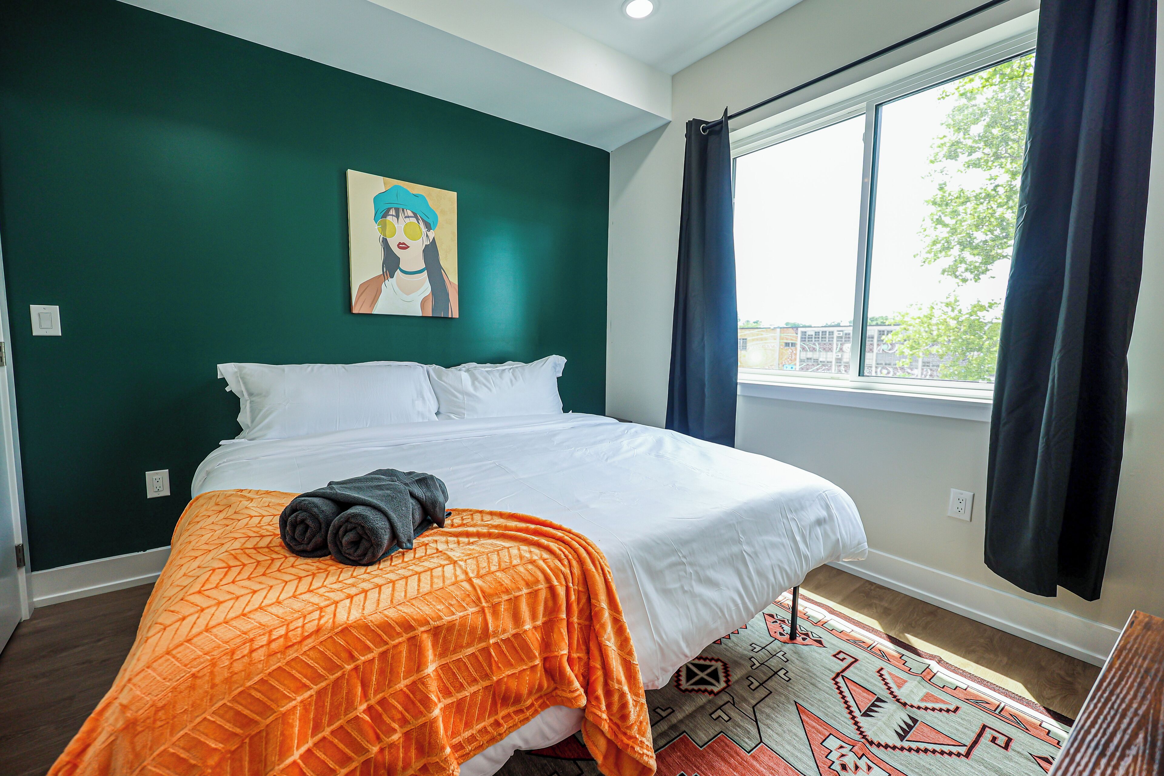 1 habitación, tabla de planchar con plancha, wifi gratis y ropa de cama 