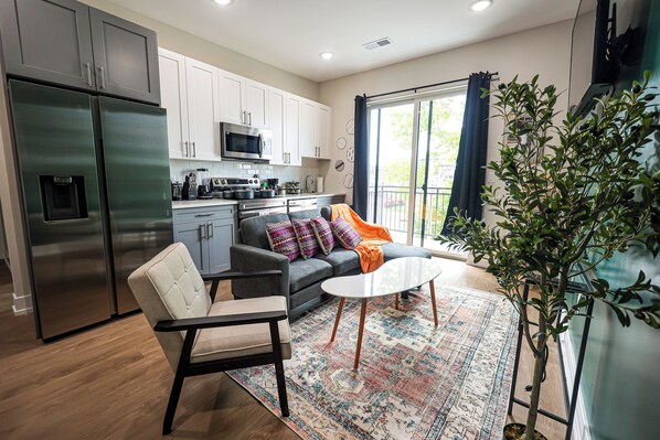 TV - Modern 1BR near University City & Center City! King bed, self-check-in, and prime location near schools, Parkway & more. Perfect for a stylish Philly stay (Philadelphia)