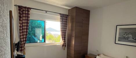 1 Schlafzimmer, Zimmersafe, Bügeleisen/Bügelbrett, Reisekinderbett