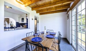 Dining - Houses & Villas for 6 People (Aljezur)