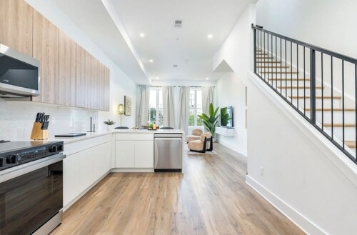 The Modern Muse - 2 bed 2 bath