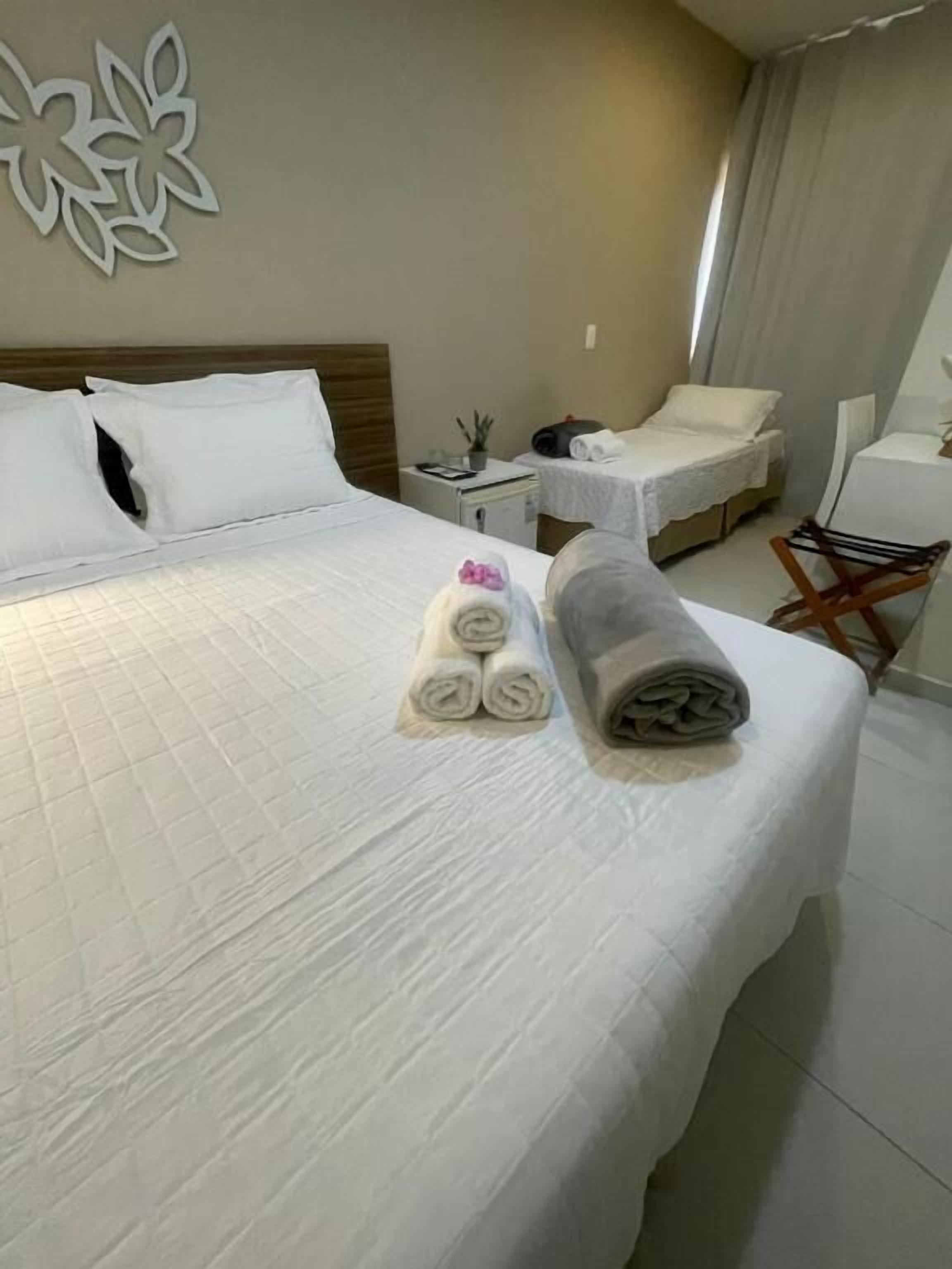 Työpöytä, silitysrauta/-lauta, ilmainen Wi-Fi