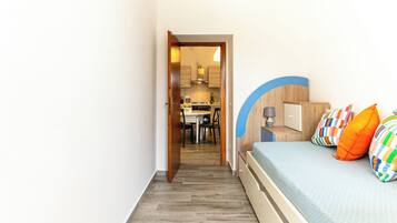 3 chambres, fer et planche Ă repasser, Wi-Fi, draps fournis