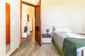 Ferro/asse da stiro, Wi-Fi, lenzuola