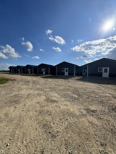 Delightful cabin with AC in Racine