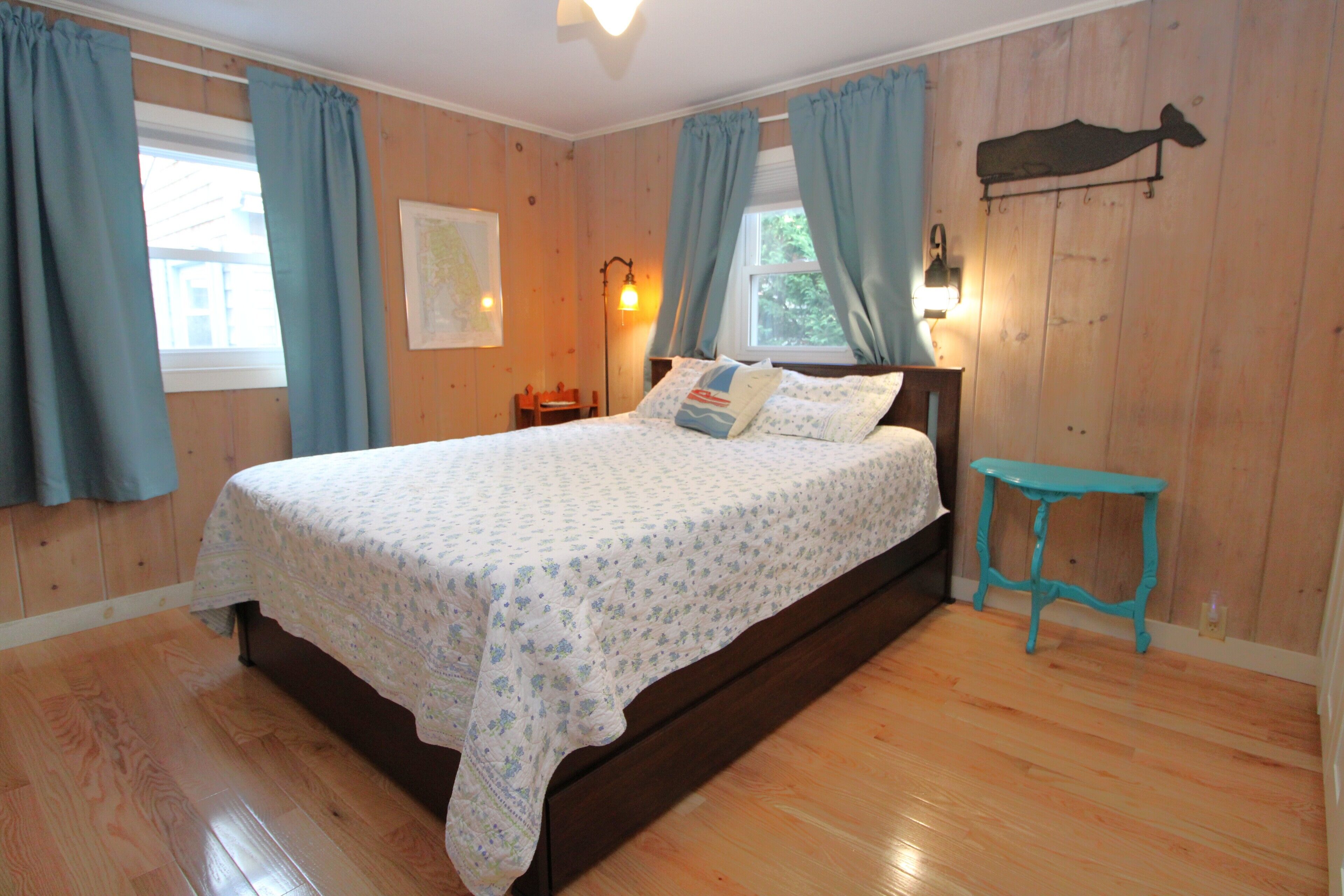 Een strijkplank/strijkijzer, wifi