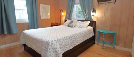 Iron/ironing board, WiFi