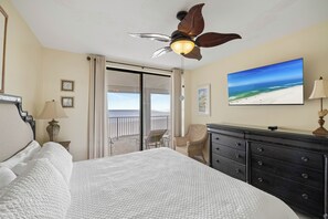 3 bedrooms, iron/ironing board, free WiFi, bed sheets - Bluewater 402 by Liquid Life (Orange Beach)