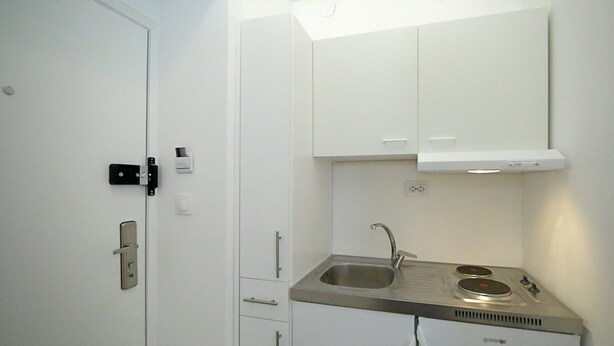 Apartment | Private kitchen | Fridge, microwave, stovetop, electric kettle - Studio O - Studio With Sea View (Dubrovnik)