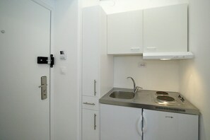 Apartment | Private kitchen - Studio O - Studio With Sea View (Dubrovnik)