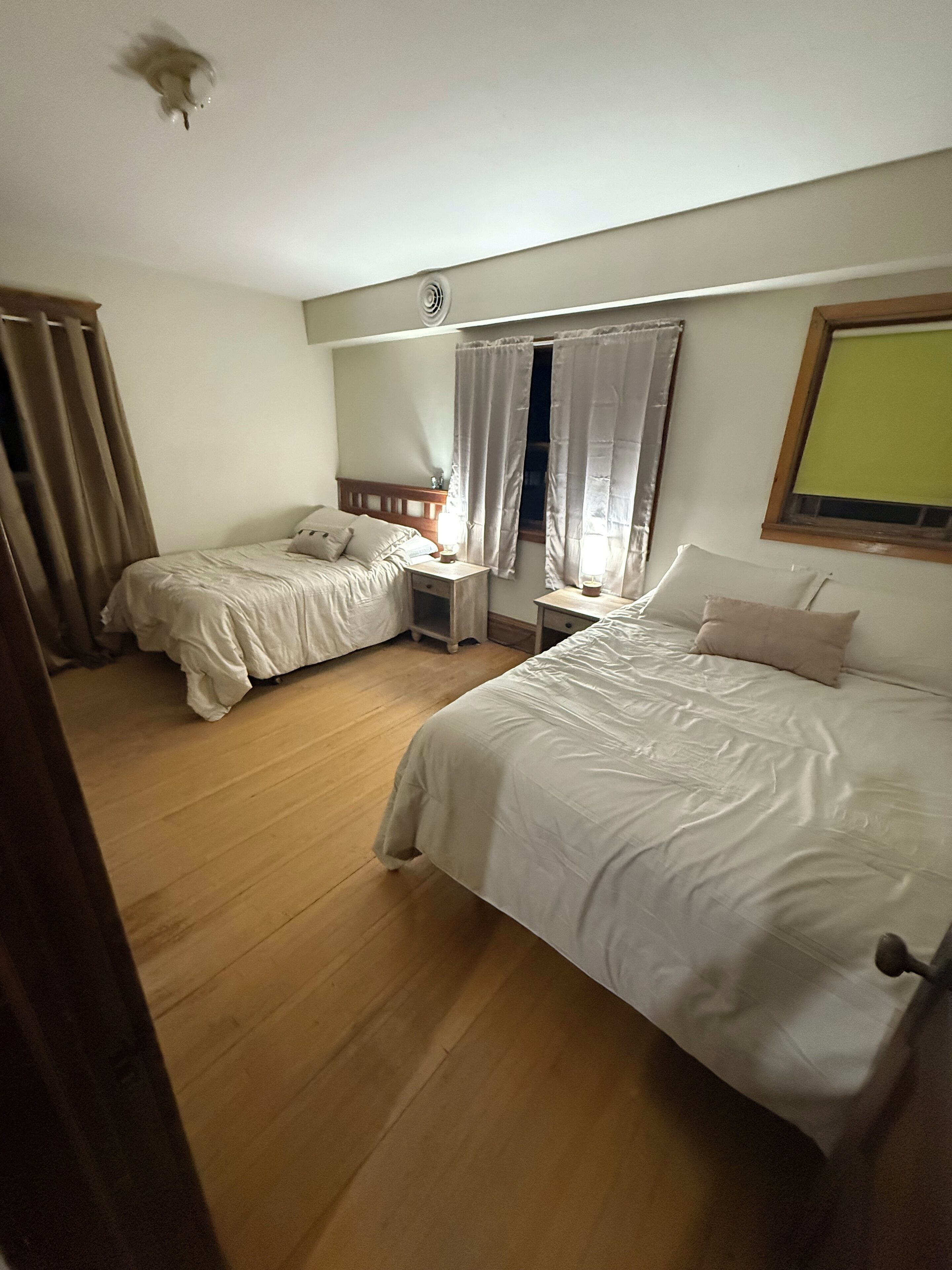 4 多间卧室、WiFi、床单